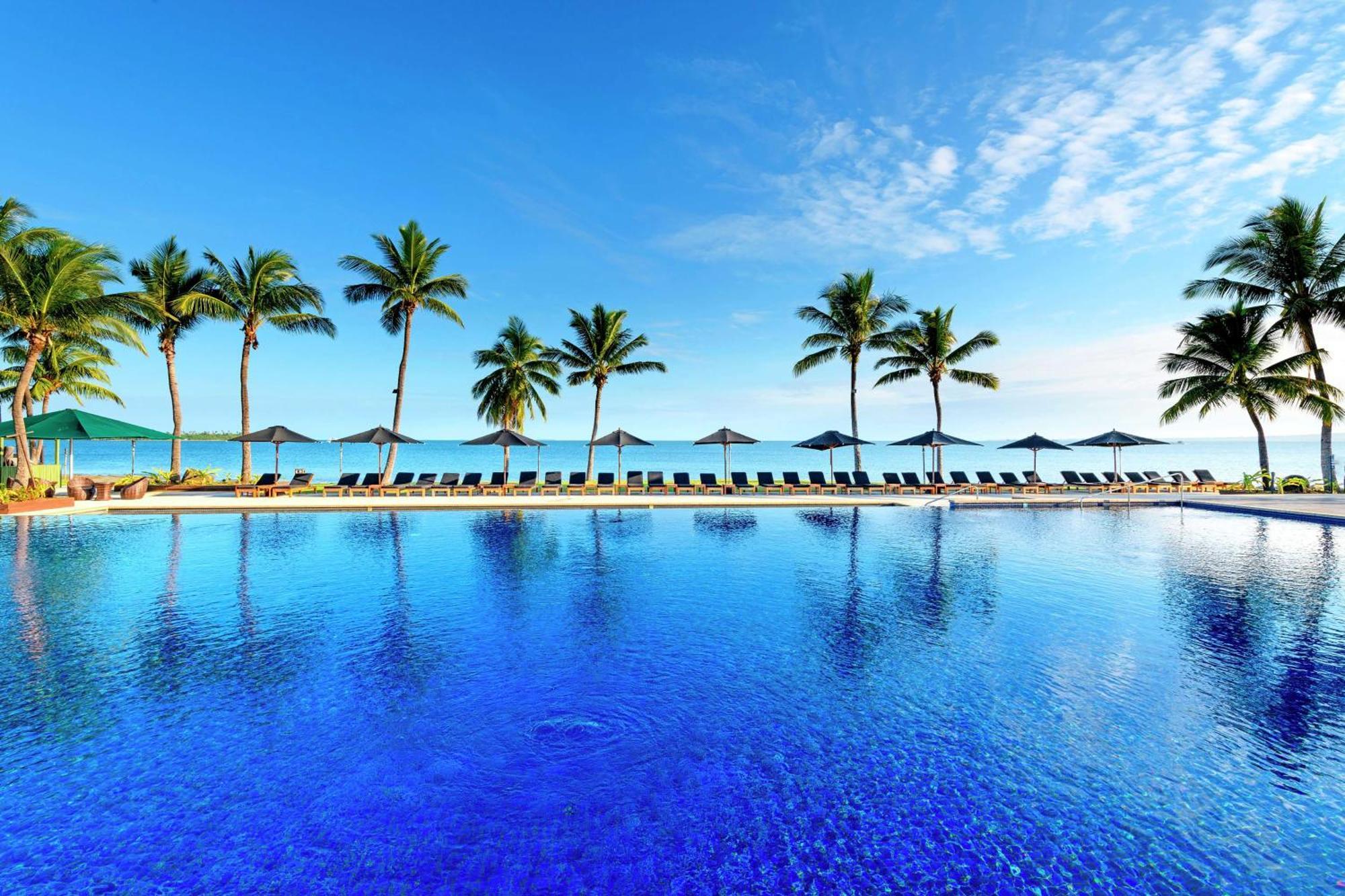 Hilton Fiji Beach Resort And Spa Denarau Island Eksteriør billede The pool at the Sheraton Nha Trang Hotel & Spa Resort
